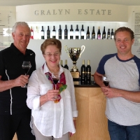 graham_merilyn__Gralyn bradley_with_museum_muscat_winestate_fortified_wine_of_the_year_1_20170213_1095082644