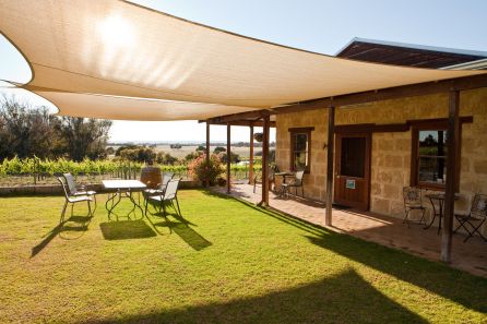 vineyard_28-39_Cellar Door