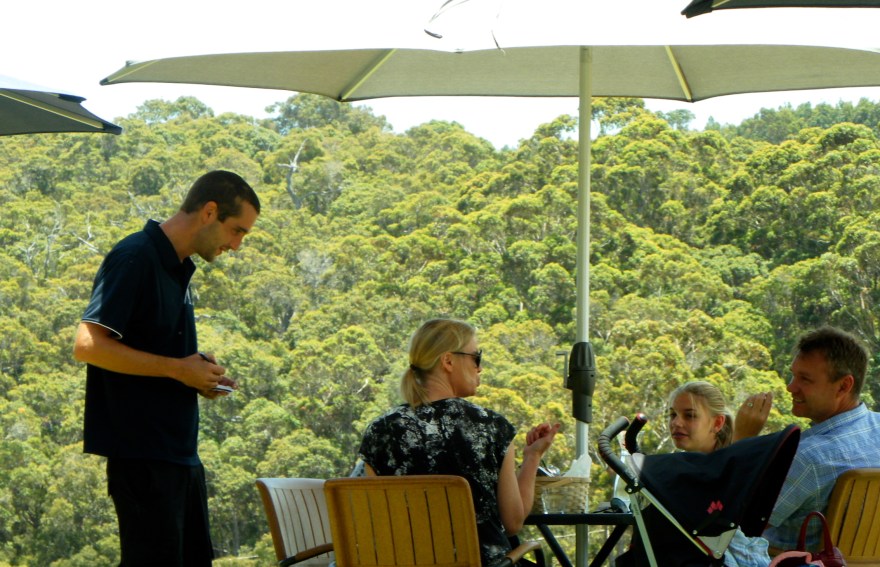 SAMSUNG DIGITAL CAMERA